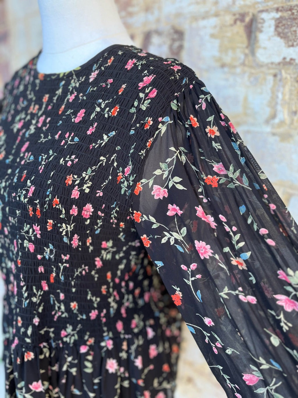 GANNI Sleeve View