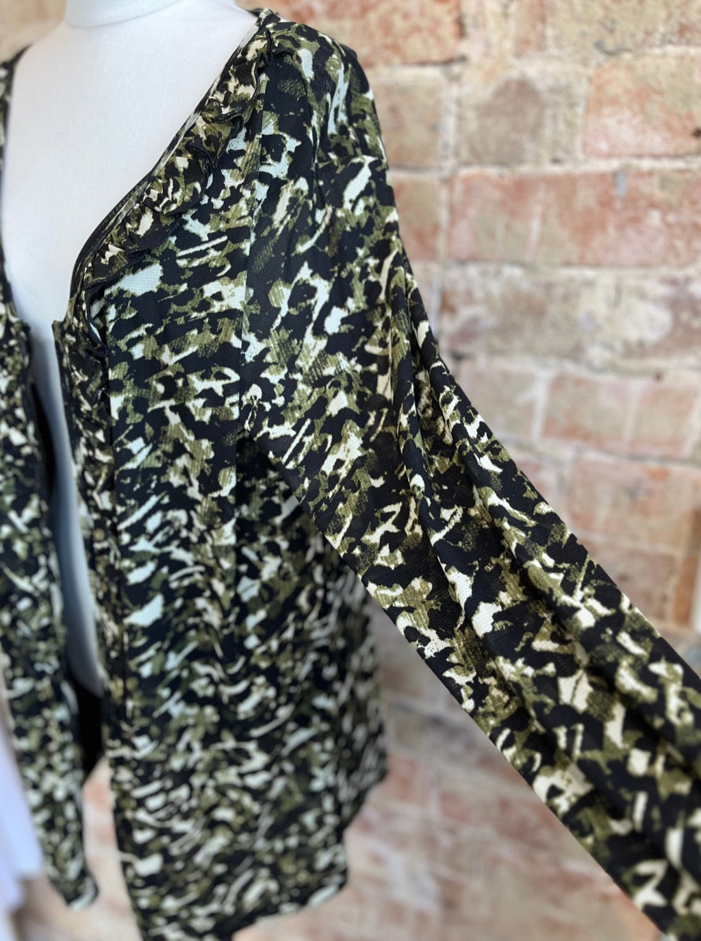 Marco Polo Jungle Print Jacket (size 1XL)