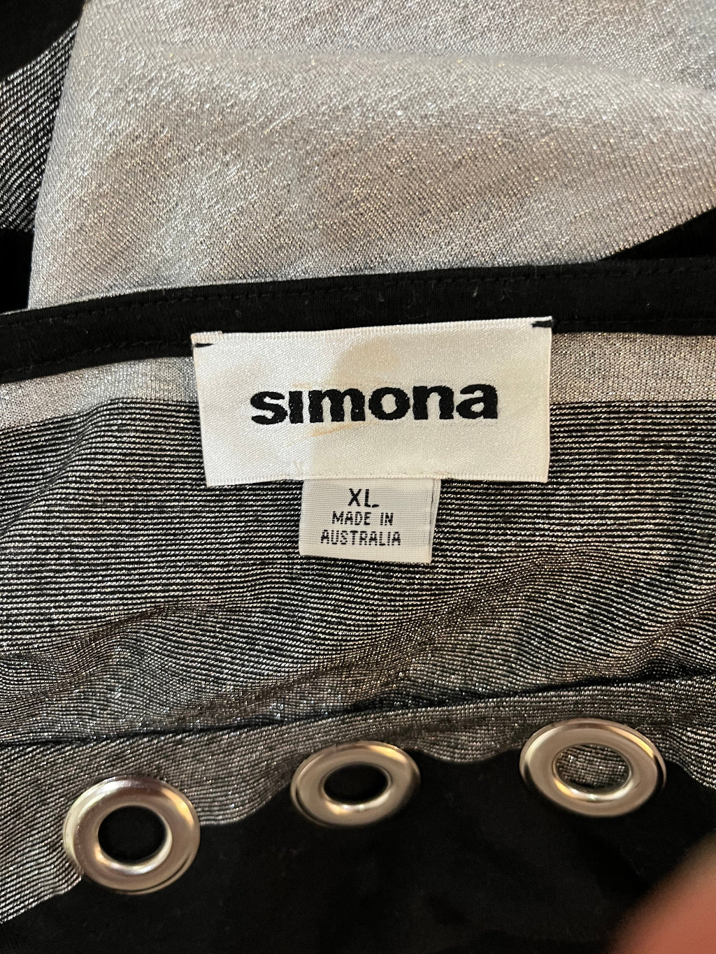 Simona label