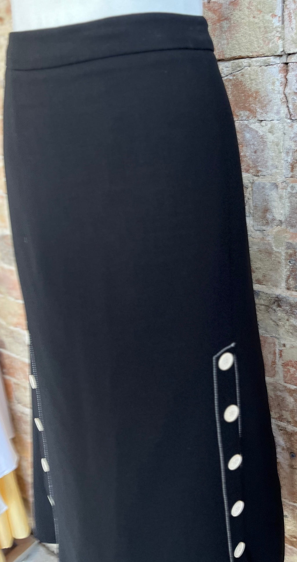 Veronika Maine Black Skirt (size 16)