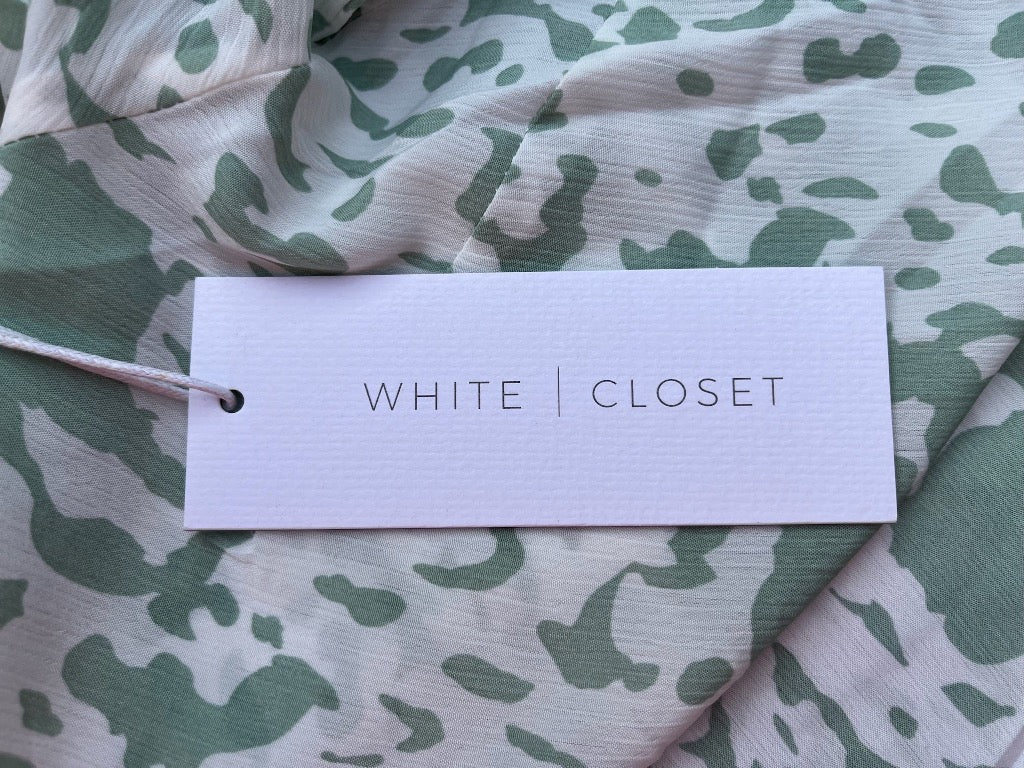 White Closet Label