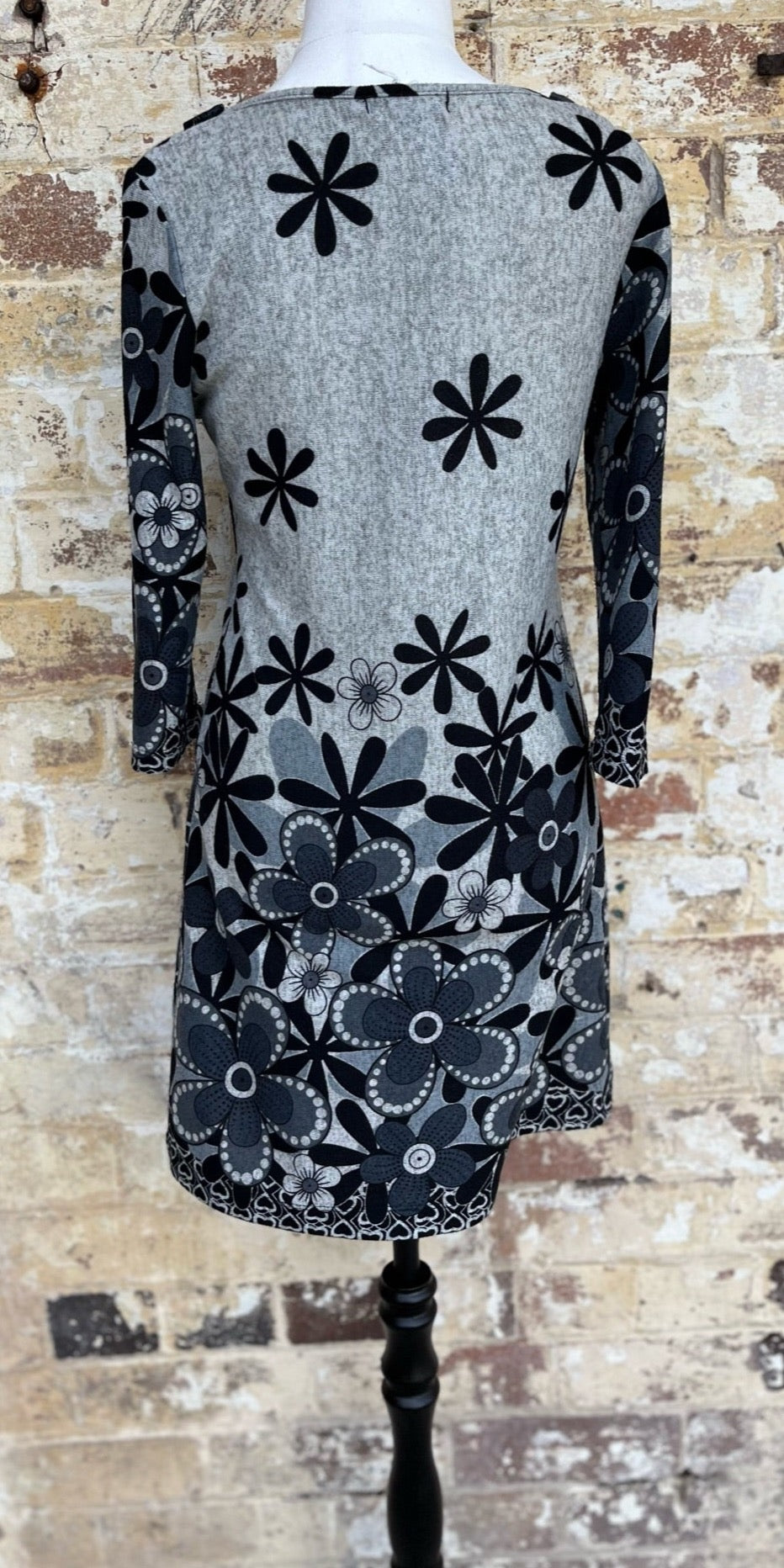 Caroline Morgan dress